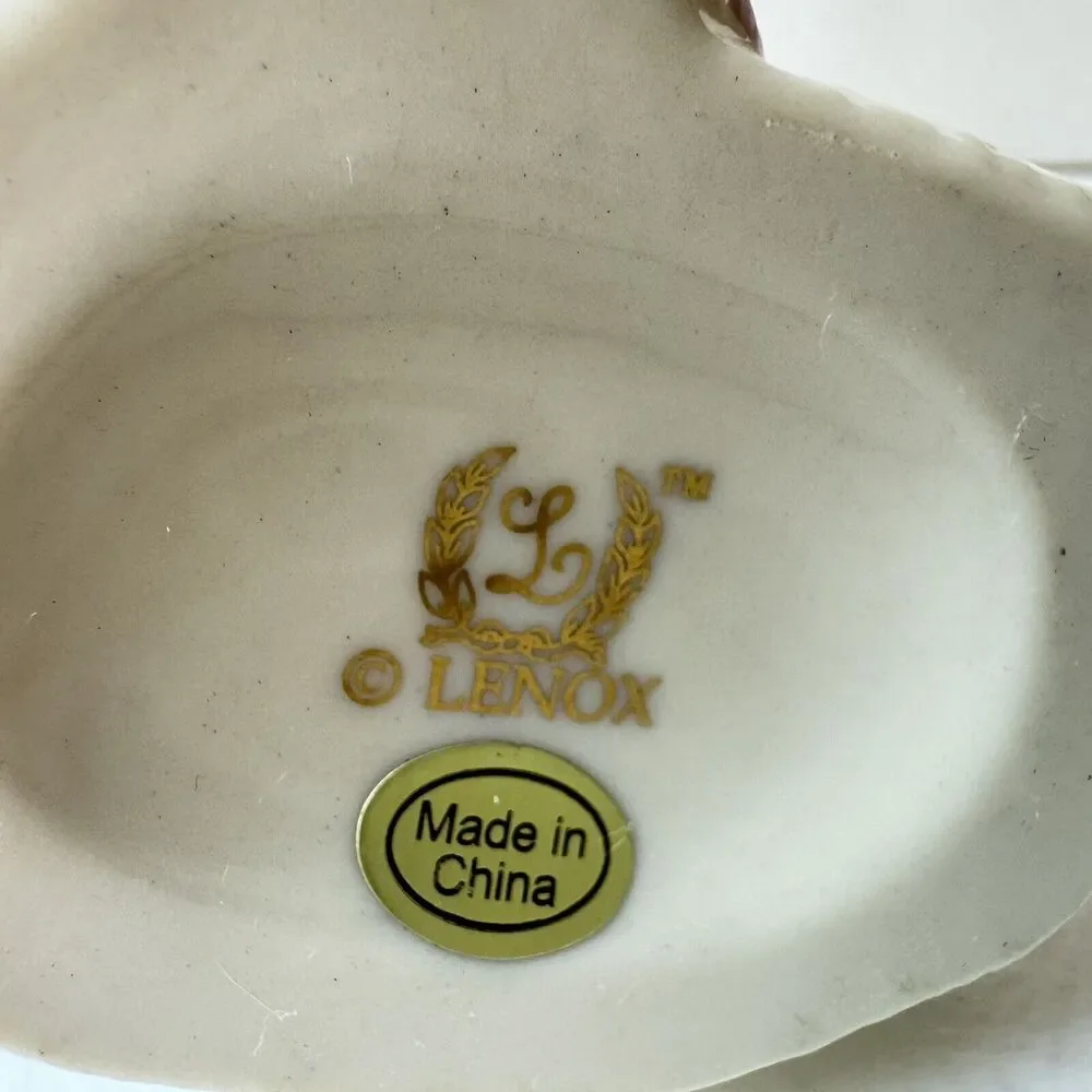 Vintage 2004 Lenox Ivory China‎ 24K Gold Christmas Snowman Ornament Candy Cane